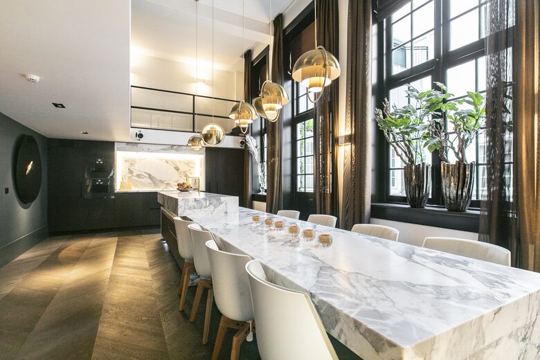 Stunning Canal House on a Quiet Canal in the Center of Town - Amsterdam, Netherlands