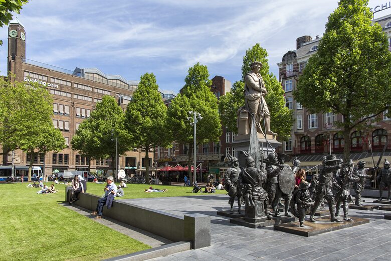 Stunning Canal House on a Quiet Canal in the Center of Town - Amsterdam, Netherlands