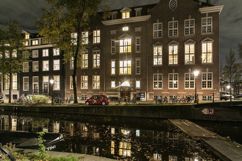 Stunning Canal House on a Quiet Canal in the Center of Town - Amsterdam, Netherlands