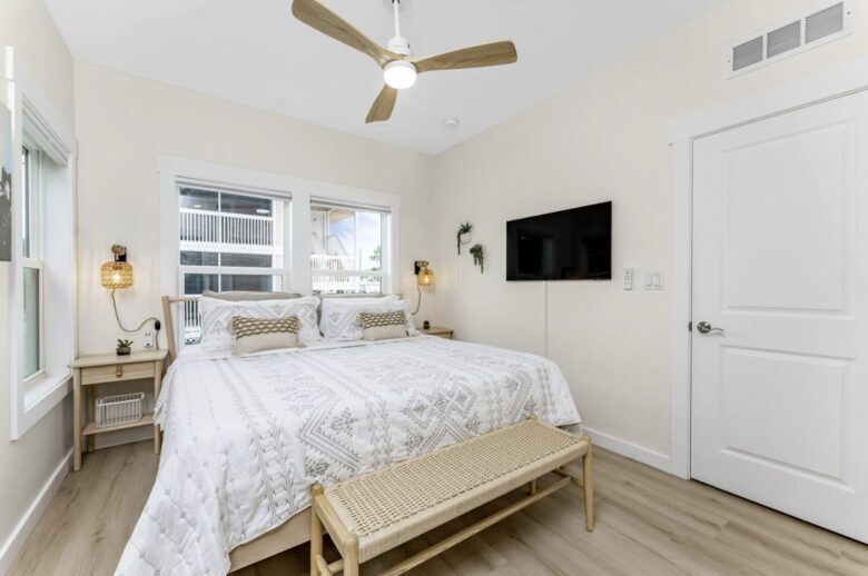 Turtle Bay 1A Island Condo on Manasota Key (Lower Unit) - Englewood, Florida