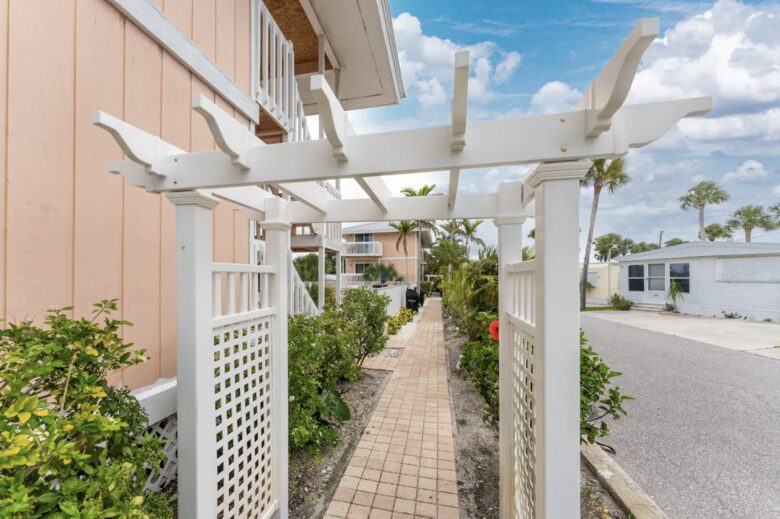 Turtle Bay 1A Island Condo on Manasota Key (Lower Unit) - Englewood, Florida