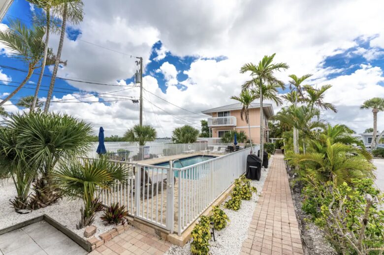 Turtle Bay 1A Island Condo on Manasota Key (Lower Unit) - Englewood, Florida