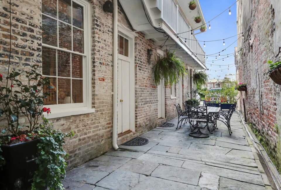 Luxury 2-Level Apartment near Prime Attractions - New Orleans, Louisiana