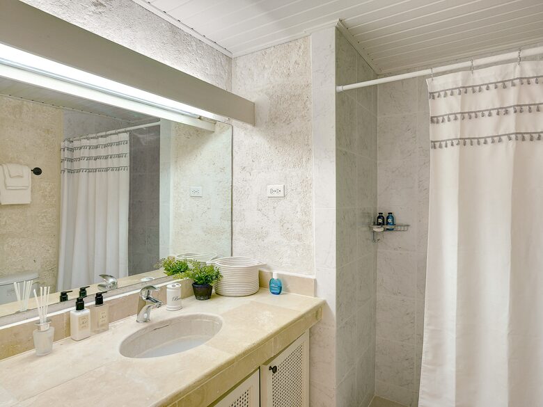 Queens Tower Private Boutique House - Holetown, Barbados