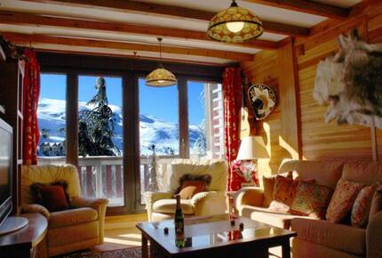 Rocha Apartment - Sierra Nevada, Spain