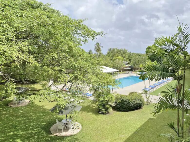 Golden View | Tropical Garden Condo With Pool In Saint James - Sunset Crest, Holetown, Barbados
