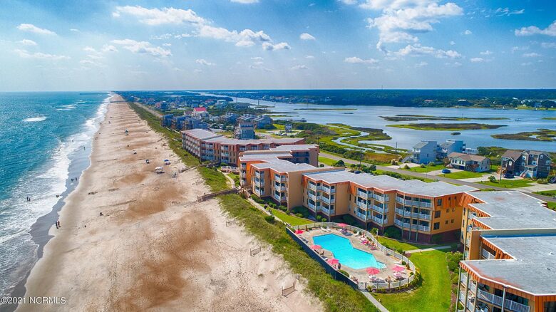 Charming Top-Floor Condo with Beach Views - North Topsail Beach, North Carolina