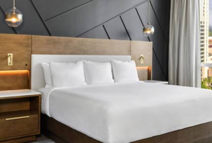 College Football Playoff National Championship Weekend | 3 nights at Club Wyndham Atlanta - Atlanta, Georgia