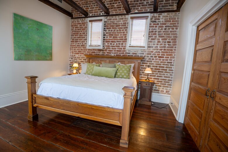 Modern Comfort in Historic Warehouse District - New Orleans, Louisiana