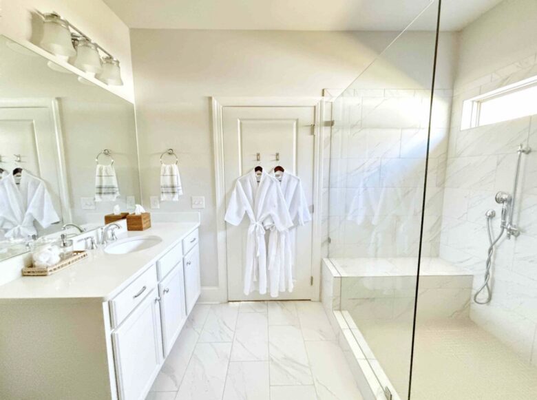 Luxury Auburn 4 Bedroom Gameday House - Auburn, Alabama