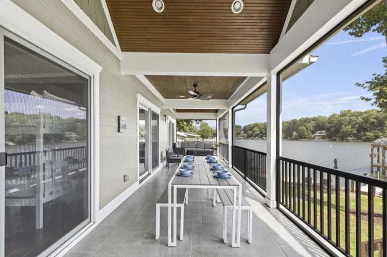 Little Acorn Luxury - Mooresville, North Carolina