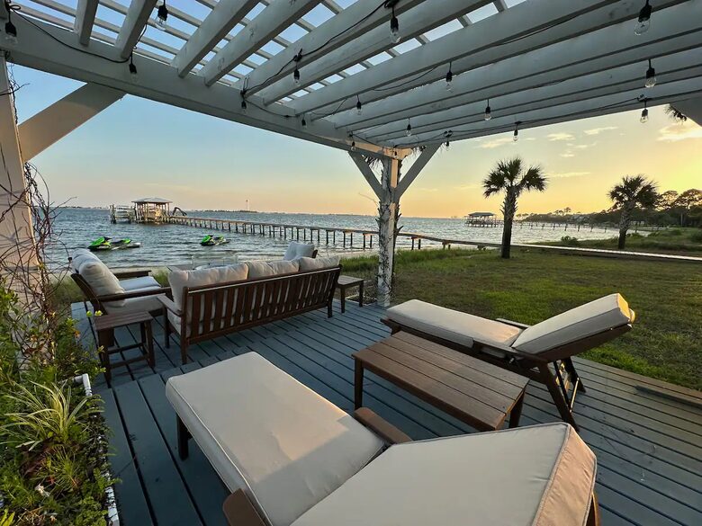 Waterfront Gulf Coast Haven with Private Dock - Mary Esther, Florida