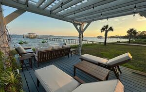 Waterfront Gulf Coast Haven with Private Dock - Mary Esther, Florida