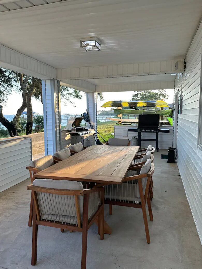 Waterfront Gulf Coast Haven with Private Dock - Mary Esther, Florida