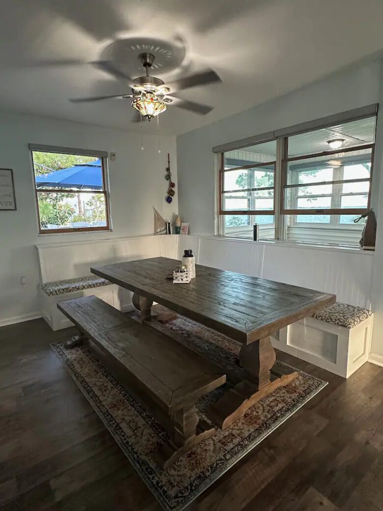 Waterfront Gulf Coast Haven with Private Dock - Mary Esther, Florida