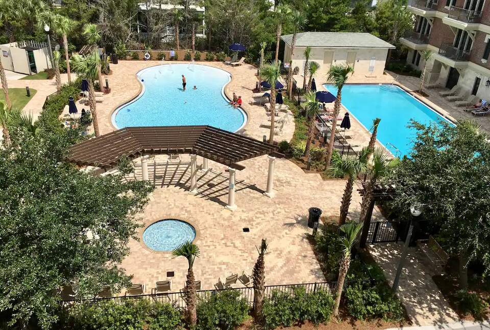 Stylish Beach Condo on 30A - Inlet Beach, Florida