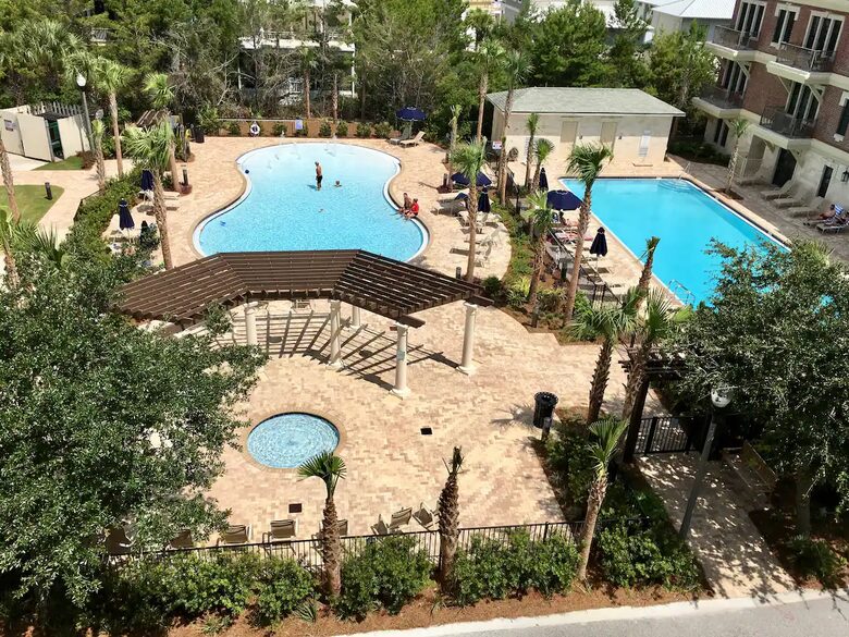 Stylish Beach Condo on 30A - Inlet Beach, Florida