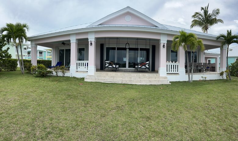 Spacious Waterfront Haven in Bahamas, Treasure Cay - Treasure cay, Bahamas