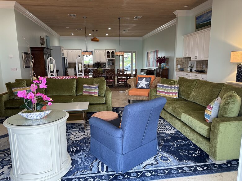 Spacious Waterfront Haven in Bahamas, Treasure Cay - Treasure cay, Bahamas