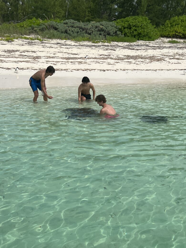 Spacious Waterfront Haven in Bahamas, Treasure Cay - Treasure cay, Bahamas