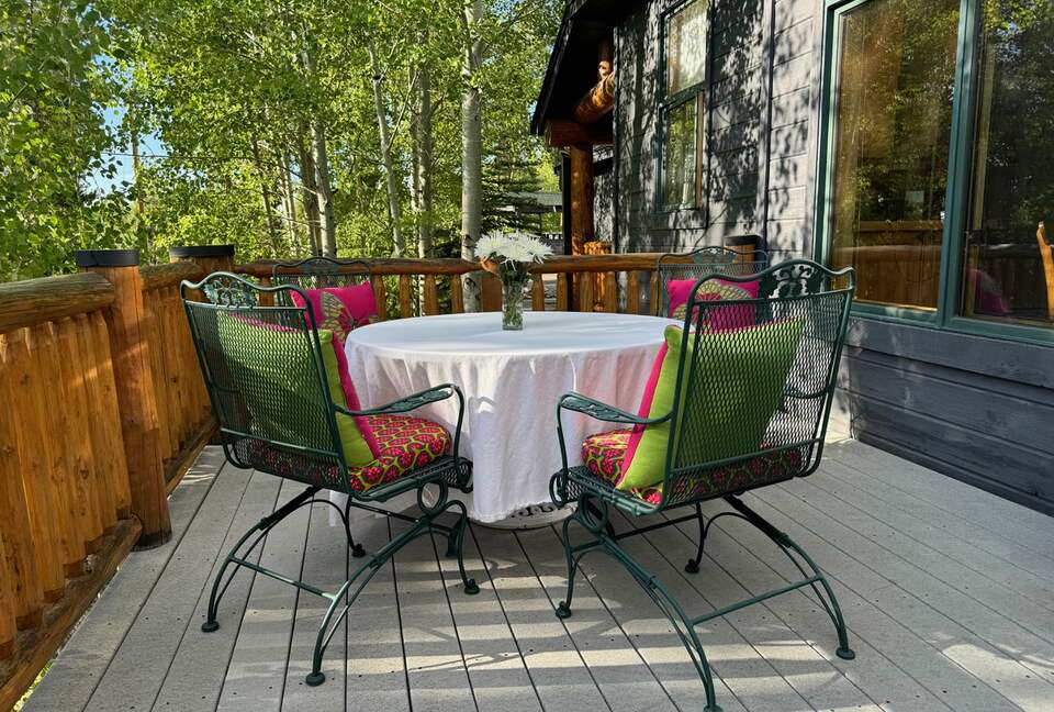 No better place to dine Al Fresco that our deck (grill too)