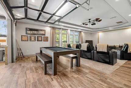 Hill Country Entertainment Home - Kyle, Texas