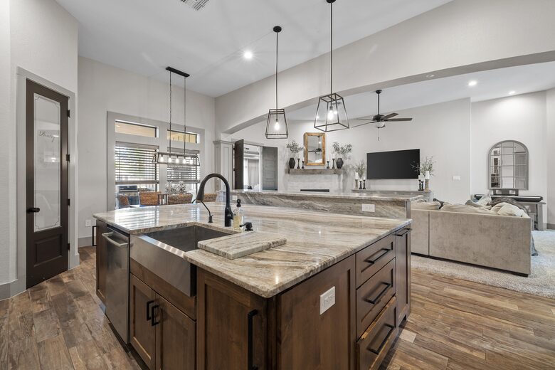 Hill Country Entertainment Home - Kyle, Texas