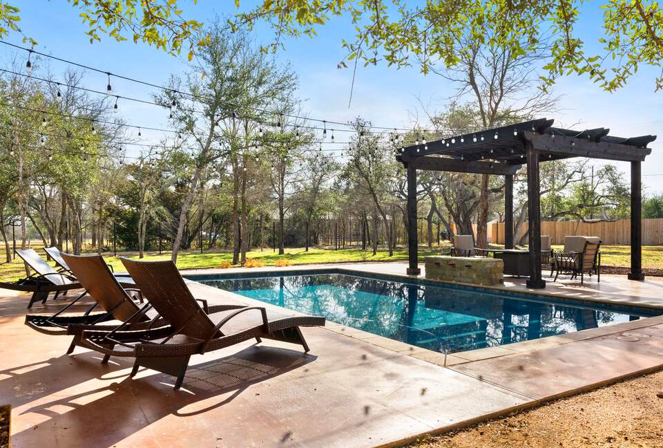 Hill Country Entertainment Home - Kyle, Texas