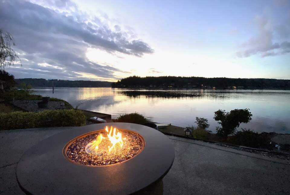 Waterfront Rich Passage Getaway - Port Orchard, Washington