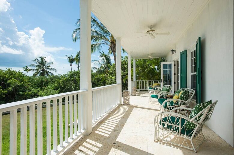 Elegant Hilltop Retreat Overlooking the Caribbean Sea - Governor's Harbour, Bahamas