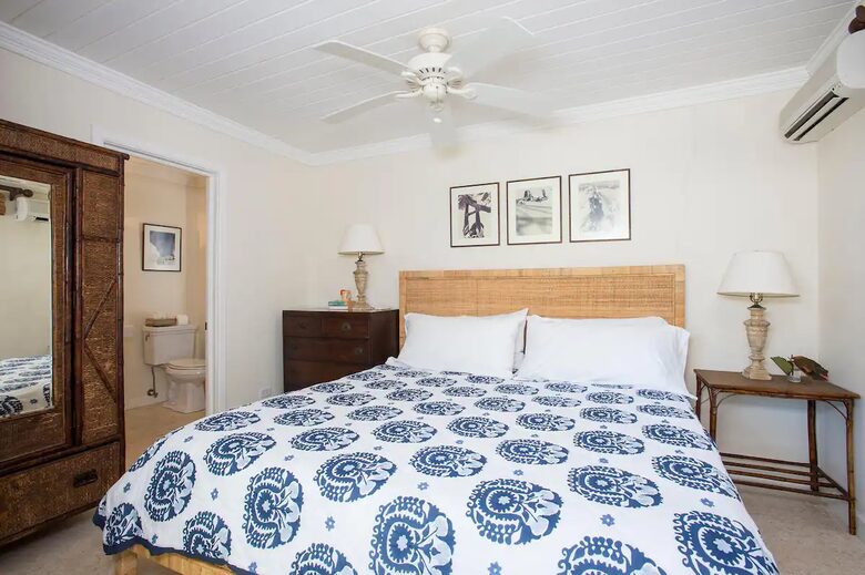 Elegant Hilltop Retreat Overlooking the Caribbean Sea - Governor's Harbour, Bahamas