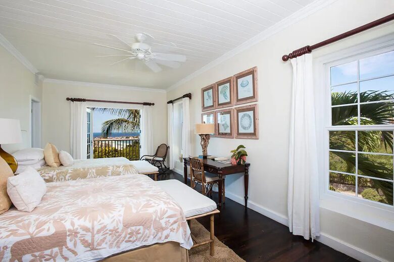 Elegant Hilltop Retreat Overlooking the Caribbean Sea - Governor's Harbour, Bahamas