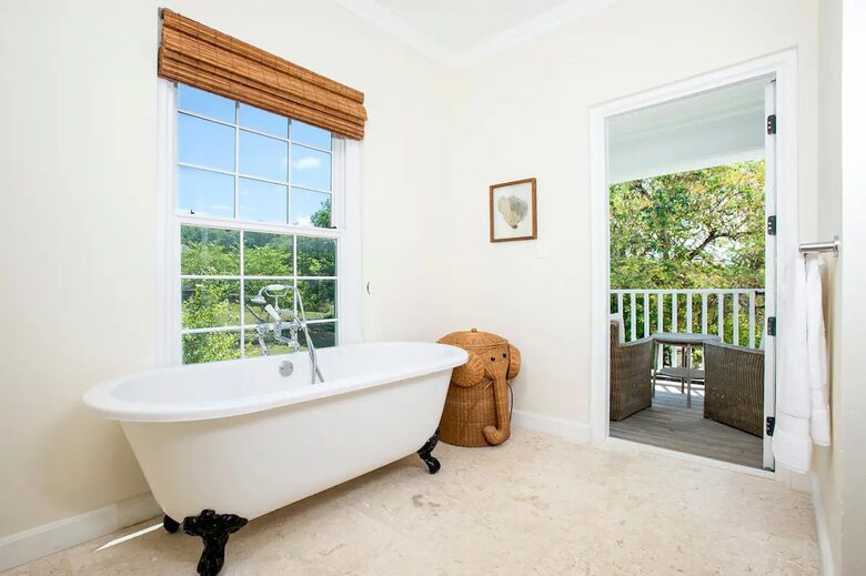 Elegant Hilltop Retreat Overlooking the Caribbean Sea - Governor's Harbour, Bahamas
