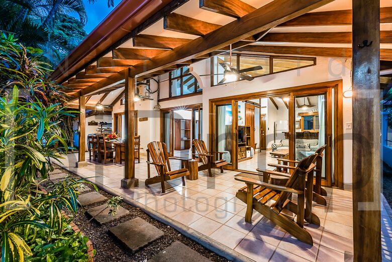 Casa Blanca Two: Serene Beach House Steps from Tamarindo's Surf - Tamarindo, Costa Rica