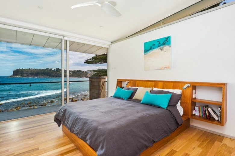 Surf Break - Avalon Beach, Australia