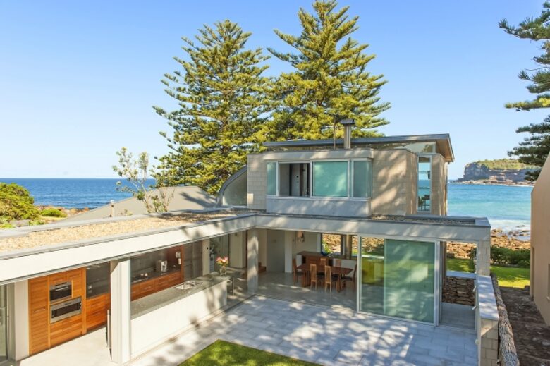 Surf Break - Avalon Beach, Australia