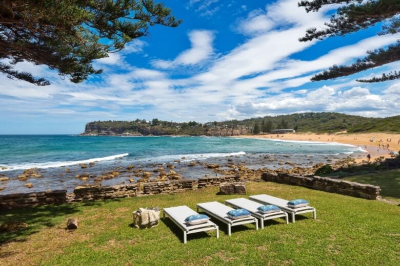 Surf Break - Avalon Beach, Australia
