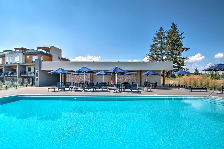 Private pool for FIeldglass owners & guests