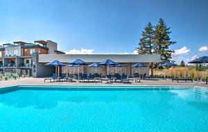 Private pool for FIeldglass owners & guests