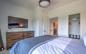 Second bedroom with Queen Bed shares a bath