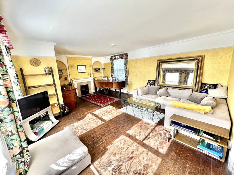 Rough Hill House - East Hanningfield, United Kingdom