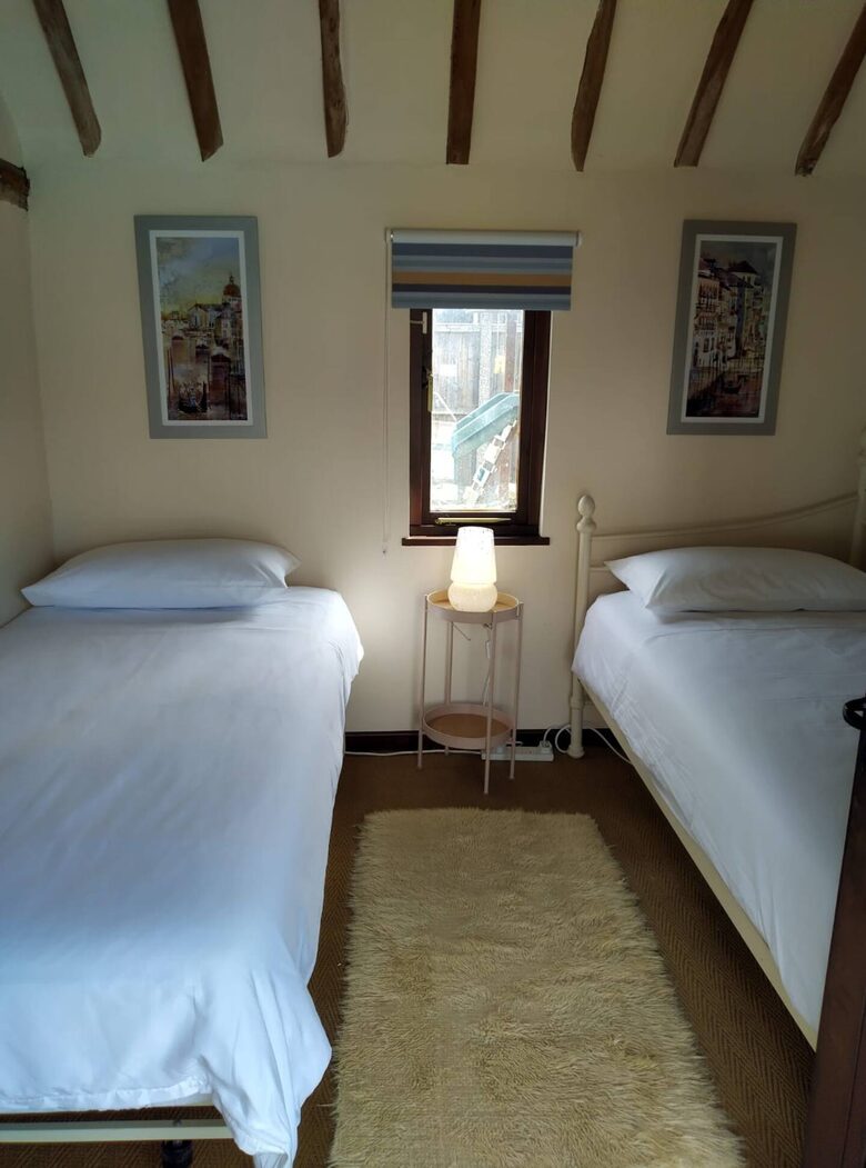 Rough Hill House - East Hanningfield, United Kingdom