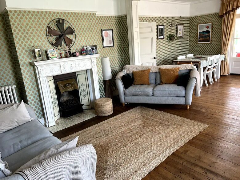 Rough Hill House - East Hanningfield, United Kingdom