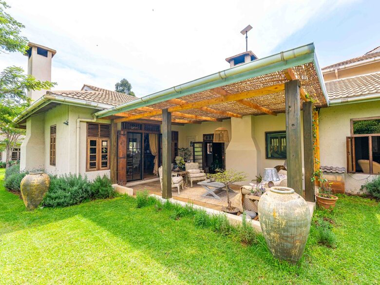 French Style home on the foothills of Mount Kenya - Timau, Nanhyuki, Kenya