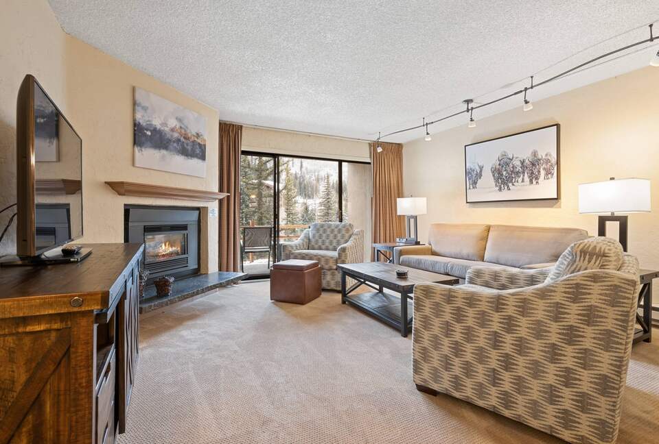 The Wren at Vail | One Bedroom, Facing Vail Mountain - Vail, Colorado