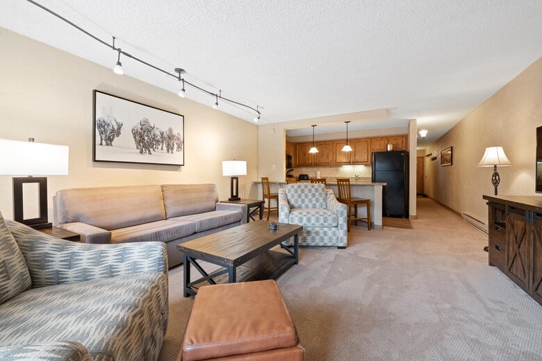 The Wren at Vail | One Bedroom, Facing Vail Mountain - Vail, Colorado