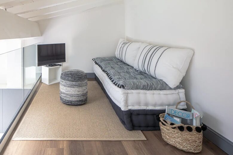 Luxury 4 BD Apartment Near Duomo - Florence, Italy