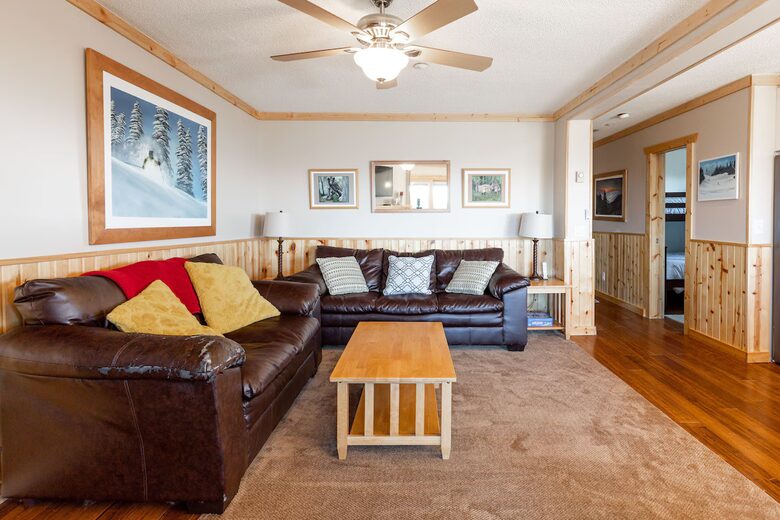 Summit Escape – 3-Bedroom Condo Close to Ski Village and Slopes! - Snowshoe, West Virginia