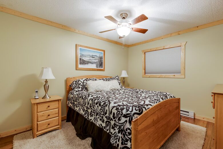 Summit Escape – 3-Bedroom Condo Close to Ski Village and Slopes! - Snowshoe, West Virginia