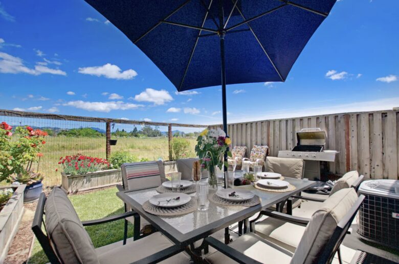 Winemaker's Delight in California’s Heart of the Russian River Valley Wine Region - Santa Rosa, California